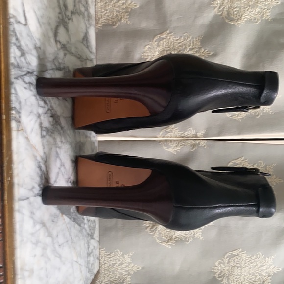 Coach Black Leather Ankle Boots. Like New/Never Worn/Excellent Condition. 8.5 - Picture 12 of 16